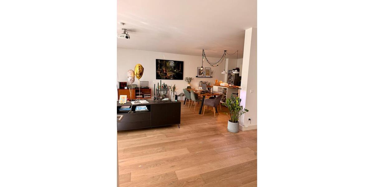 Erdgeschoßwohnung Köln Innenstadt - 2 Zimmer, 100 m&sup2;, 2.000&euro; | Angebot:25963705