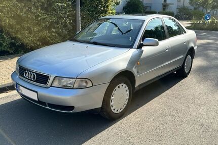 Audi A4 171.856 km 3.499 &euro; Köln 50825