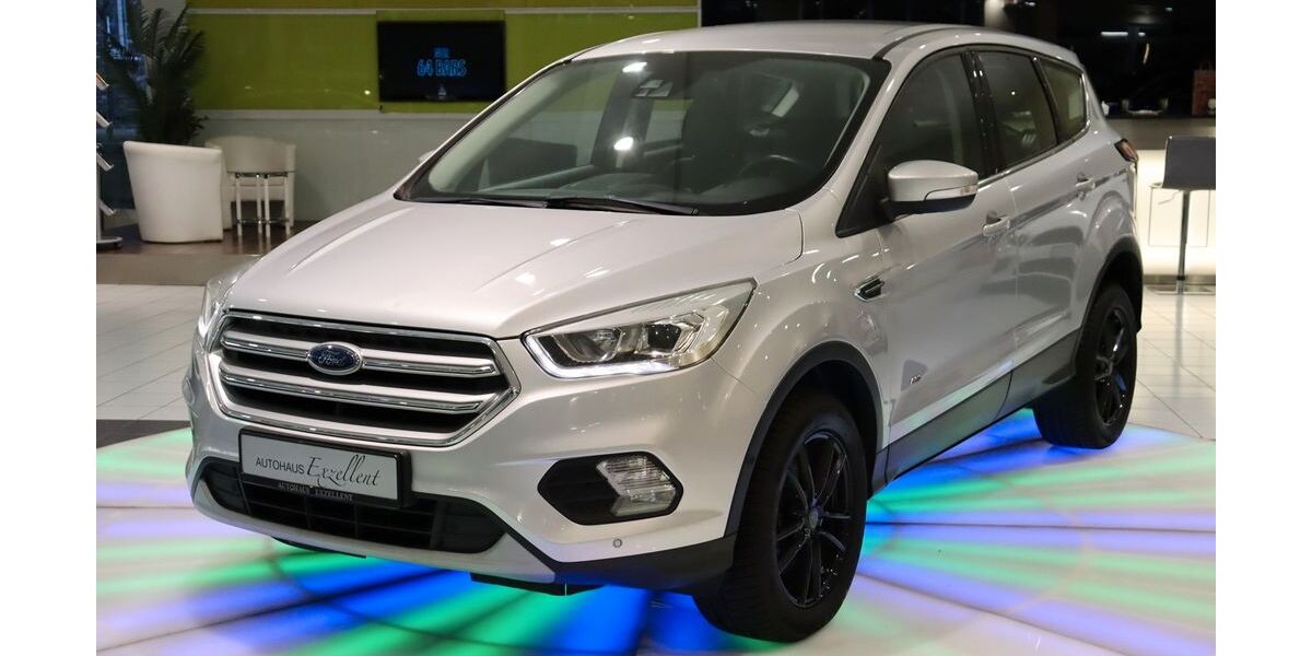 Ford Kuga 82.231 km 15.950 &euro; Troisdorf (Köln/Bonn) 53842