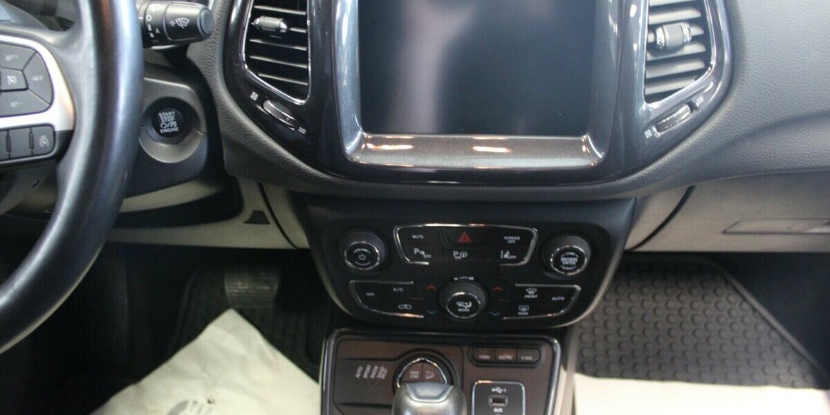 Jeep Compass 1.3 Plug-In Hybrid 4xe S 70.133 km 21.480 &euro; Euskirchen 53881