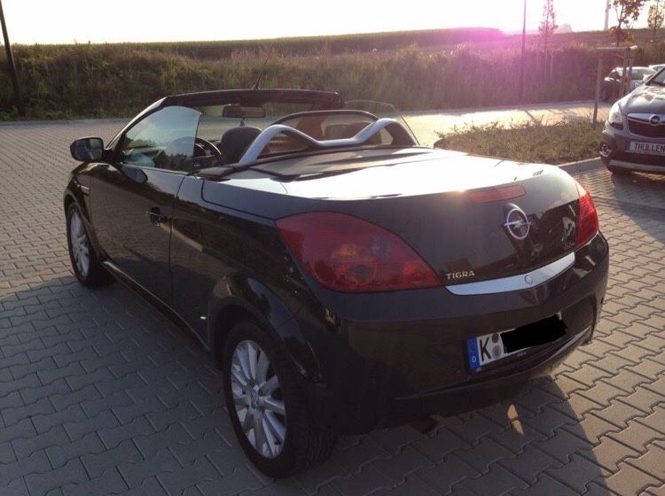 Opel Tigra 106.000 km 2.000 &euro; Merzenich 52399