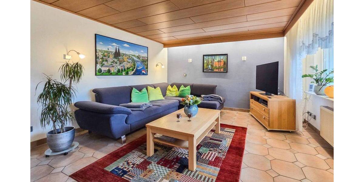 Mehrfamilienhaus, Wohnhaus Troisdorf Bergheim - 8 Zimmer, 204 m&sup2;, 449.000&euro; | Angebot:26570312