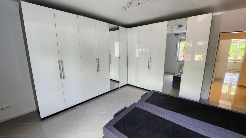 Erdgeschoßwohnung Köln Mülheim - 4 Zimmer, 130 m&sup2;, 2.000&euro; | Angebot:25887308