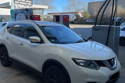 Nissan X-Trail 74.000 km 12.999 &euro; Köln 50999