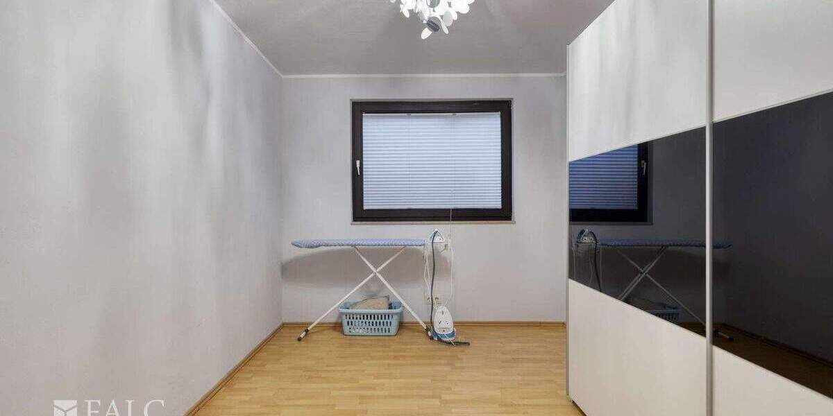 Mehrfamilienhaus, Wohnhaus Pulheim - 7 Zimmer, 227 m&sup2;, 1.199.000&euro; | Angebot:25820748