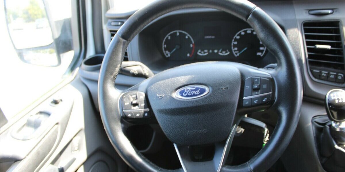 Ford Transit Custom 320 L1H1 VA - 8-Sitzer - 224.945 km 9.980 &euro; Euskirchen 53881