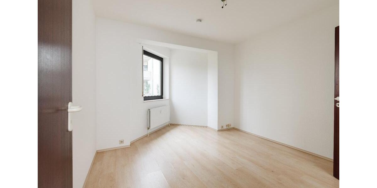 Etagenwohnung Köln Lindenthal - 3 Zimmer, 80 m&sup2;, 479.000&euro; | Angebot:26060131