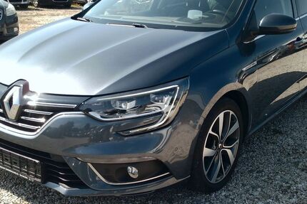 Renault Megane 109.000 km 12.899 &euro; Bonn 53227