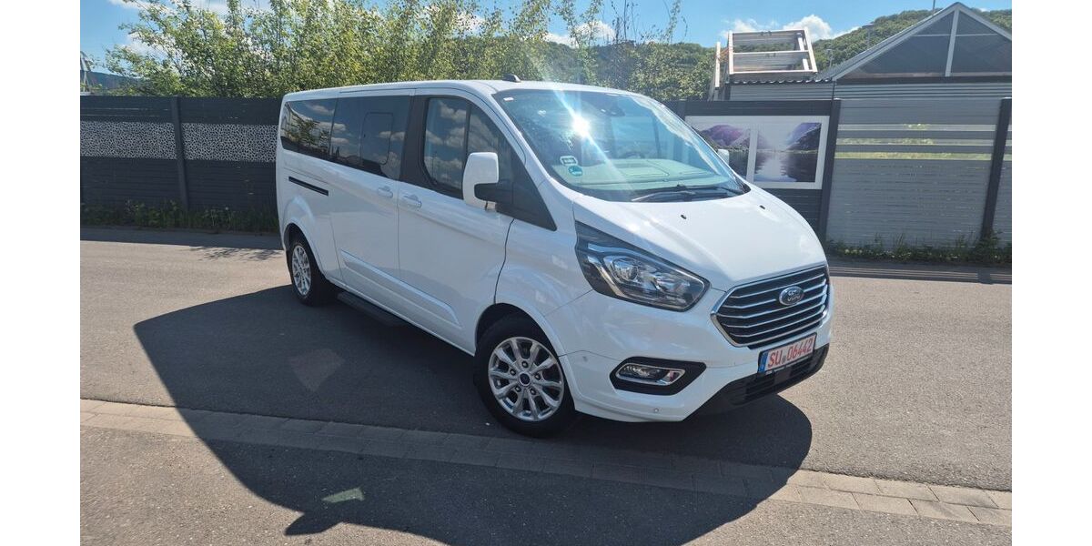 Ford Tourneo Custom 68.230 km 31.999 &euro; Bornheim 53332