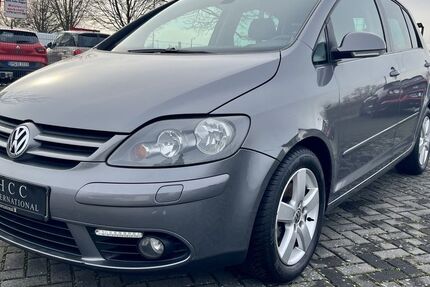 VW Golf 228.000 km 3.890 &euro; Troisdorf/Spich 53842