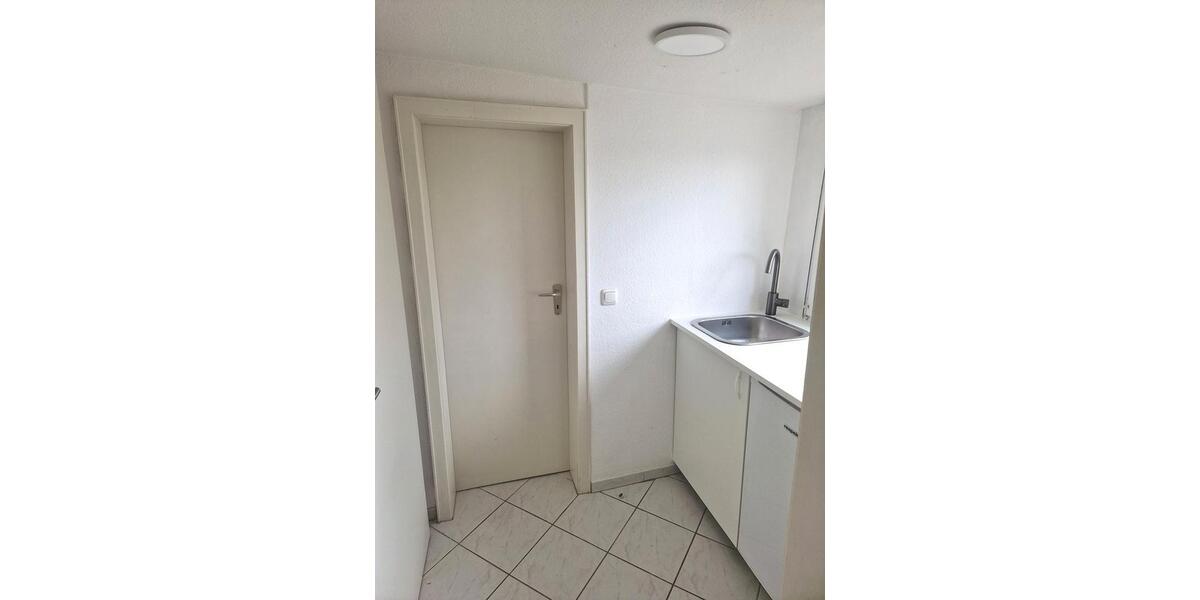 Dachgeschoßwohnung Köln Rodenkirchen - 1 Zimmer, 25 m&sup2;, 600&euro; | Angebot:26048075