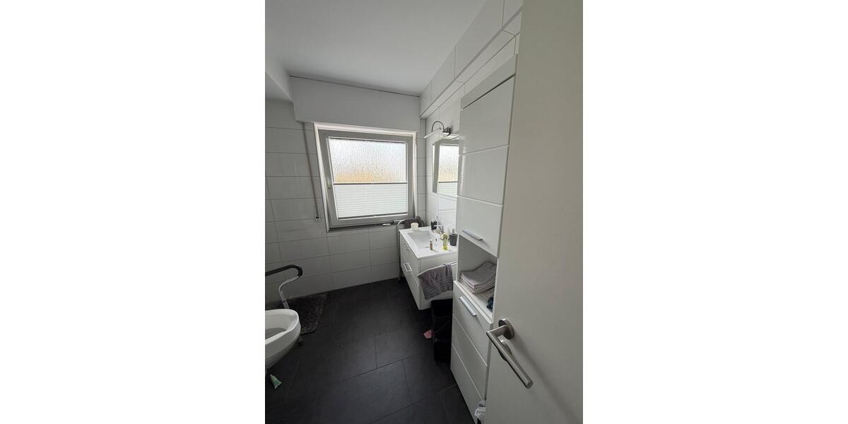 Etagenwohnung Troisdorf Altenrath - 3 Zimmer, 82 m&sup2;, 1.120&euro; | Angebot:25887371