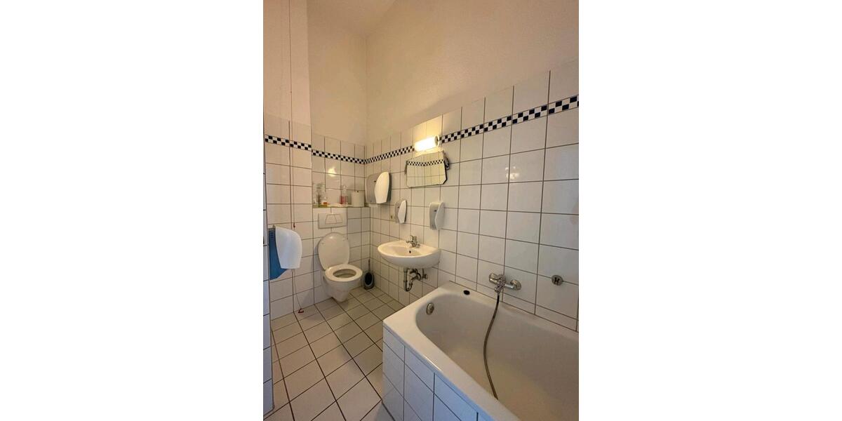 Etagenwohnung Bonn Poppelsdorf - 1 Zimmer, 20 m&sup2;, 658&euro; | Angebot:26045475