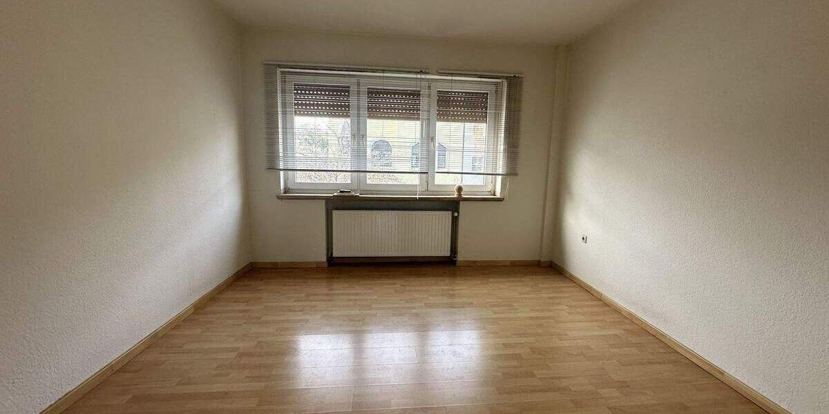 Einfamilienhaus Düren Distelrath - 6 Zimmer, 135 m&sup2;, 199.000&euro; | Angebot:25738290
