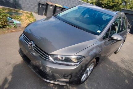 VW Golf 23.647 km 9.949 &euro; Frechen 50226