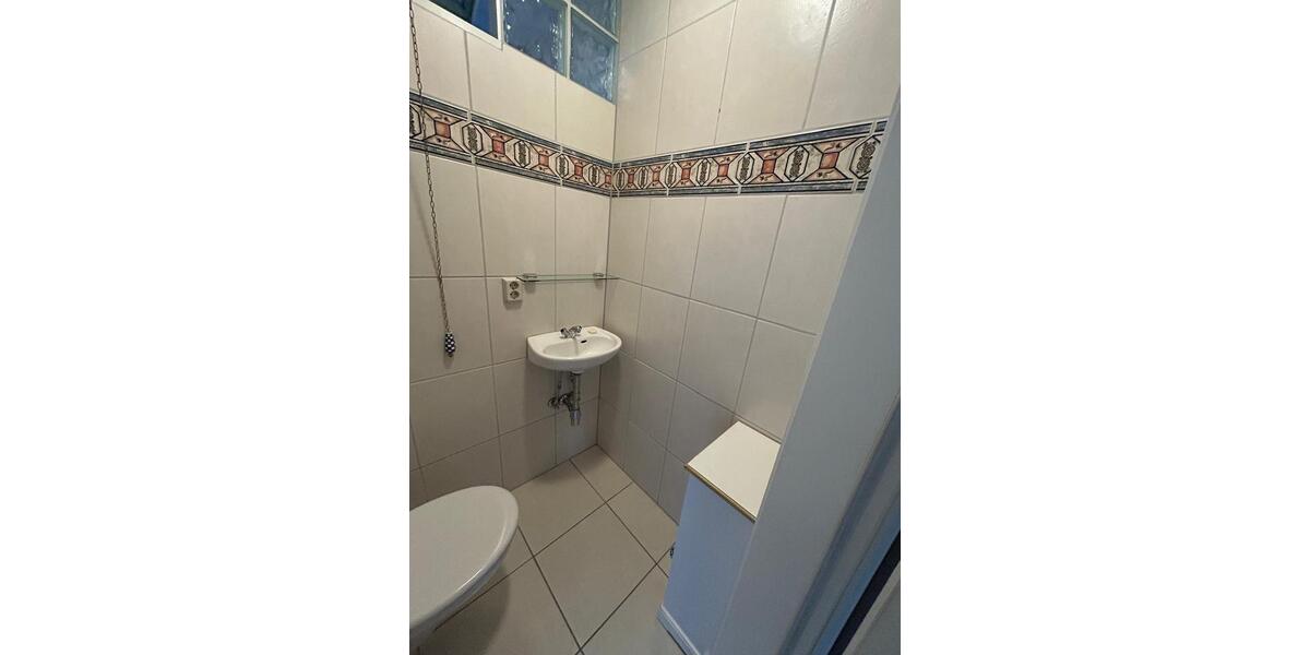 Hochparterre Bonn Bad Godesberg - 2 Zimmer, 65 m&sup2;, 1.300&euro; | Angebot:26636132