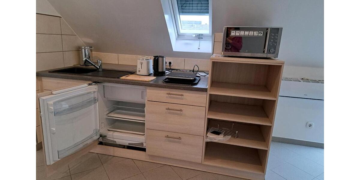 Dachgeschoßwohnung Leverkusen - 1 Zimmer, 45 m&sup2;, 650&euro; | Angebot:25900267