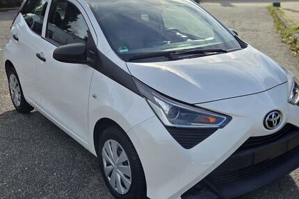 Toyota Aygo (X) 87.200 km 7.450 &euro; Erftstadt-Lechenich 50374