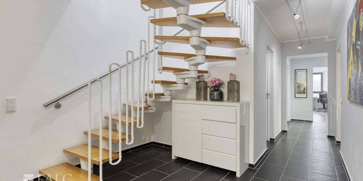 Einfamilienhaus Pulheim - 7 Zimmer, 351 m&sup2;, 1.199.000&euro; | Angebot:25996023