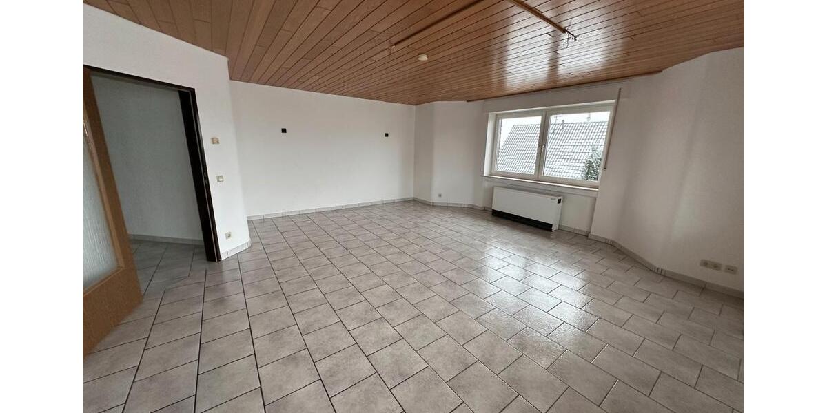 Etagenwohnung Bergheim Auenheim - 3 Zimmer, 91 m&sup2;, 780&euro; | Angebot:26067479