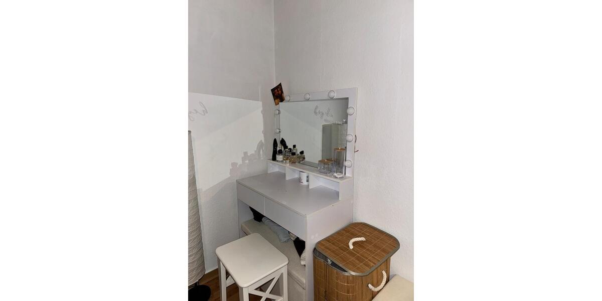 Etagenwohnung Köln Mülheim - 1 Zimmer, 37 m&sup2;, 652&euro; | Angebot:26001682