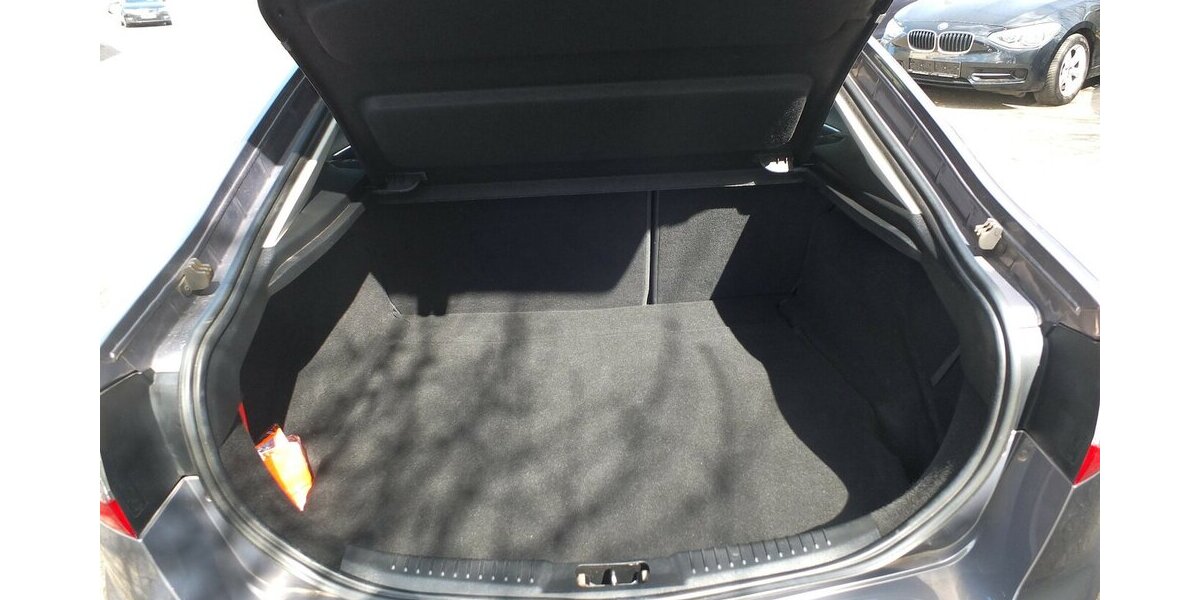 Ford Mondeo 2.0TDCi AUTOMATIC-PROBLEME NAVI XENON PDC B 143.215 km 5.500 &euro; Köln 50858