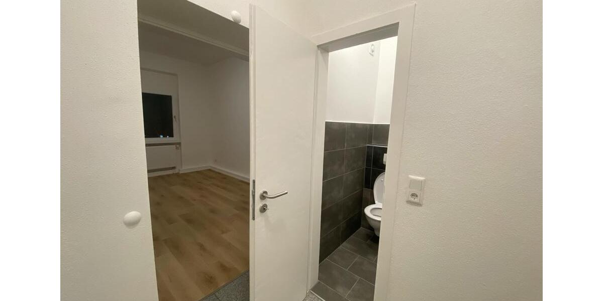 Etagenwohnung Köln Mülheim - 3 Zimmer, 90 m&sup2;, 1.500&euro; | Angebot:25310067