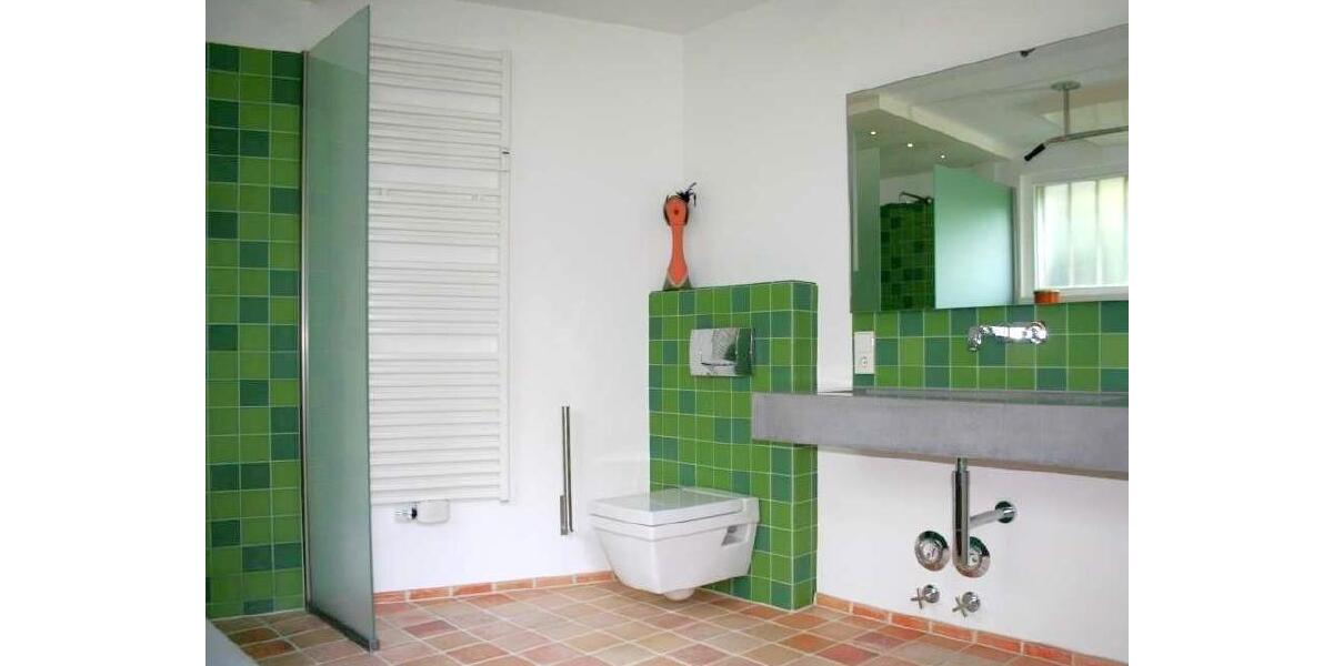 Köln, mitten drin - trotzdem absolut ruhig außergewöhnliche 3-Zimmer Wohnung, ca. 100 m² große Terrasse und Stellplatz - Terrassenwohnung Köln Innenstadt | Angebot:26664145
