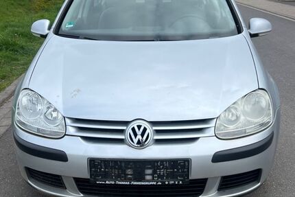 VW Golf 57.000 km 1.900 &euro; Bonn 53229