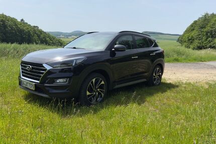 Hyundai TUCSON 120.000 km 17.777 &euro; Rheinbach 53359