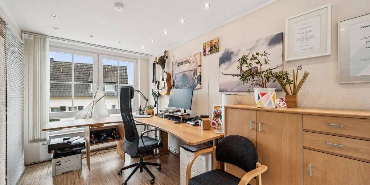 Einfamilienhaus Bonn Oberkassel - 6 Zimmer, 190 m&sup2;, 937.000&euro; | Angebot:25930102