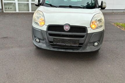 Fiat Doblo 81.000 km 3.300 &euro; Bonn 53227