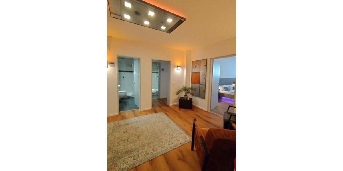 Verkauf eines kleinen Hotel garni in Köln voll genehmigter Beherbergungsbetrieb mit 8 Betten 4 Zimmern, studentisches Wohnen denkbar - Gewerbeobjekt Köln Mülheim | Angebot:22794810