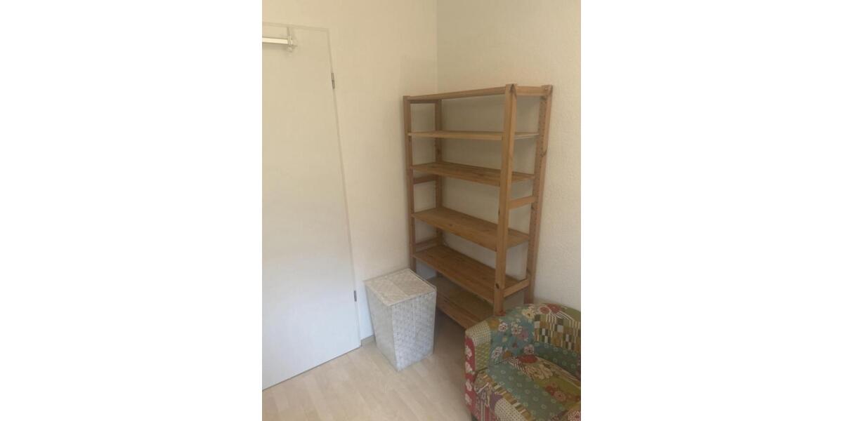 Etagenwohnung Köln Nippes - 1 Zimmer, 11 m&sup2;, 500&euro; | Angebot:25645308