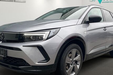 Opel Grandland (X) 24.131 km 23.690 &euro; Rheinbach 53359
