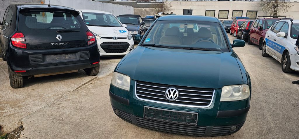 VW Passat 281.000 km 1.200 &euro; Bonn 53227