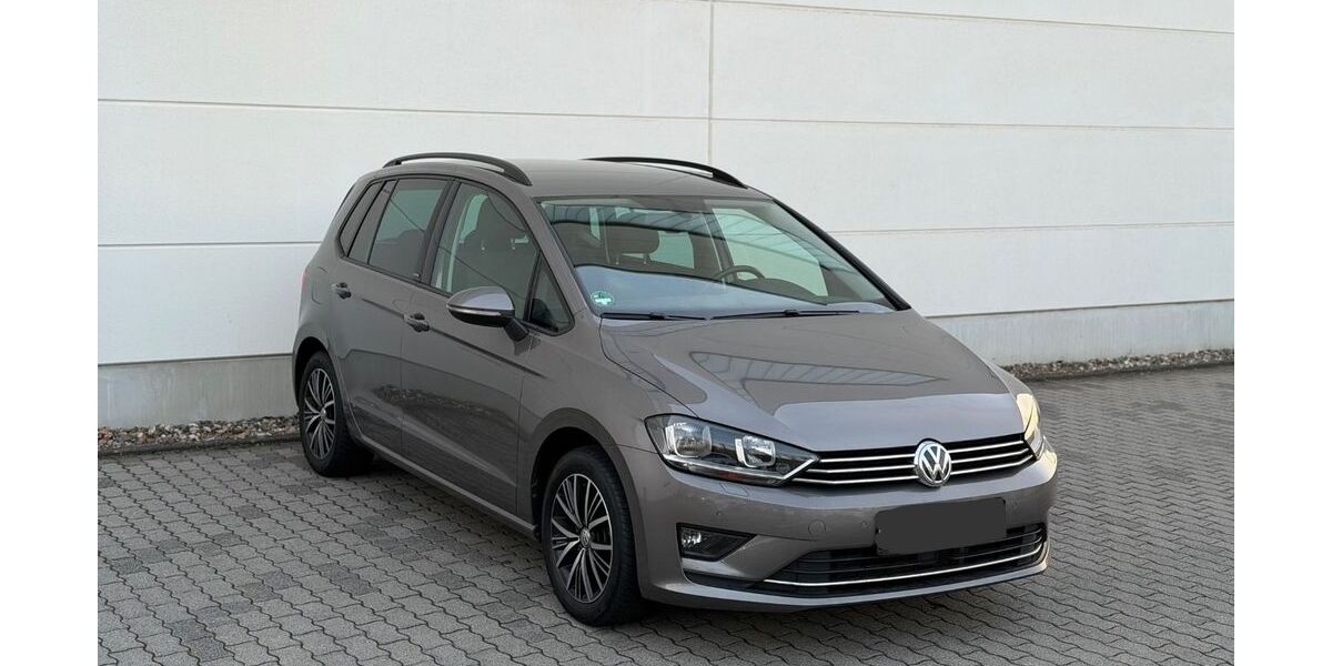 VW Golf Sportsvan 48.699 km 14.999 &euro; Brühl 50321