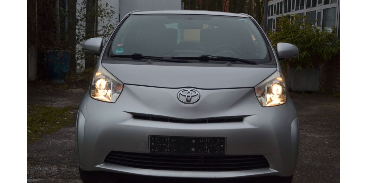 Toyota IQ 47.000 km 5.670 &euro; köln 50969