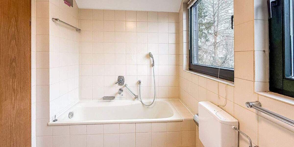 Einfamilienhaus Rösrath Kleineichen - 7 Zimmer, 167 m&sup2;, 845.000&euro; | Angebot:25706573