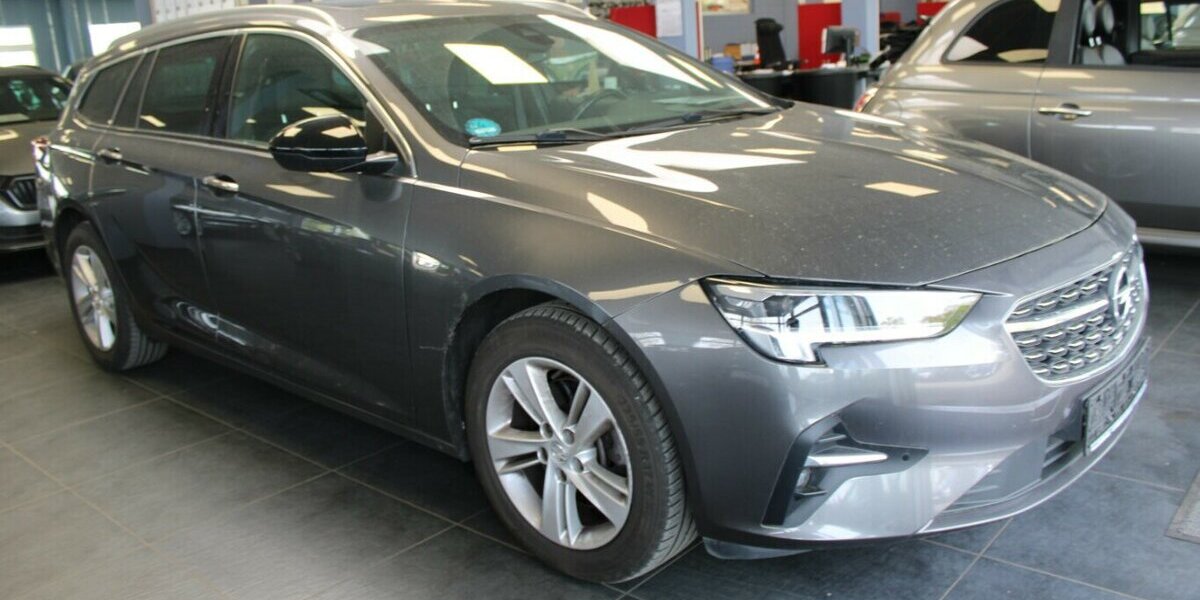 Opel Insignia Sports Tourer 2.0 Diesel Aut. Business 102.304 km 17.980 &euro; Euskirchen 53881