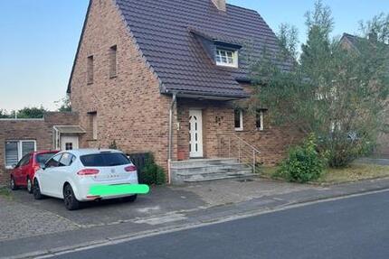 Haus Elsdorf - 4 Zimmer, 140 m&sup2;, 1.800&euro; | Angebot:26568105