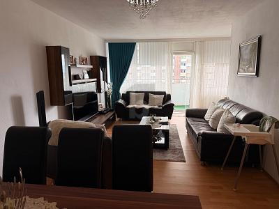 LICHTDURCHFLUTETES ZUHAUSE MIT BALKON + WEITBLICK - Etagenwohnung Köln Rodenkirchen | Angebot:25837325