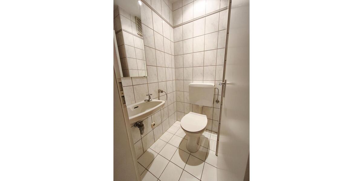 Hochparterre Köln Rodenkirchen - 3 Zimmer, 89 m&sup2;, 1.513&euro; | Angebot:25421735