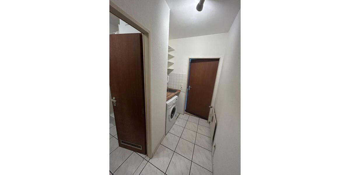 Etagenwohnung Köln Lindenthal - 1 Zimmer, 30 m&sup2;, 530&euro; | Angebot:26044692