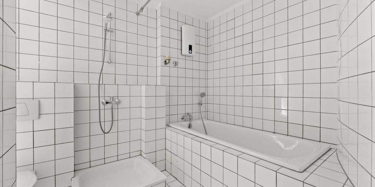 Etagenwohnung Bonn Beuel - 3 Zimmer, 100 m&sup2;, 449.000&euro; | Angebot:25675085