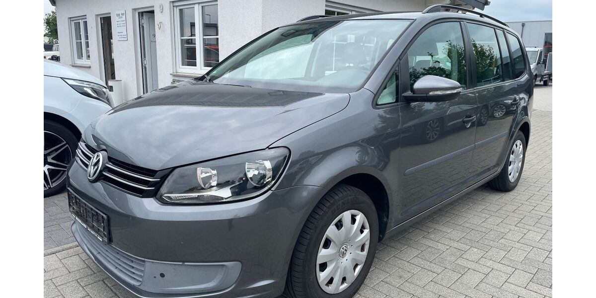 VW Touran 170.956 km 4.599 &euro; Rheinbach 53359