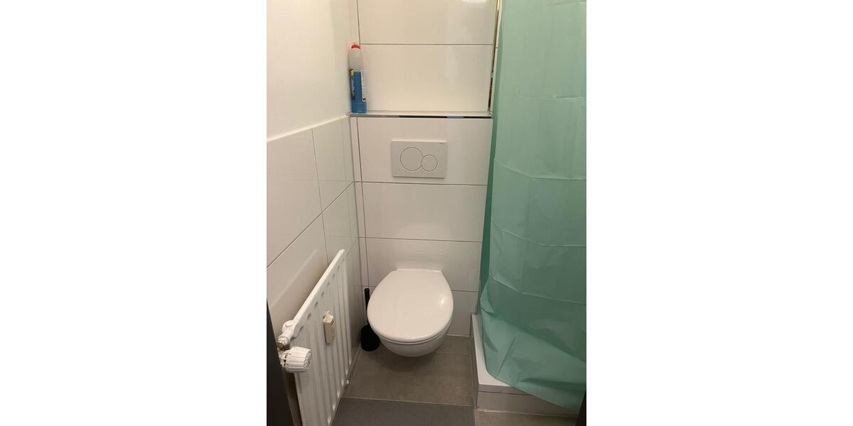 Etagenwohnung Köln Rodenkirchen - 1.5 Zimmer, 27 m&sup2;, 690&euro; | Angebot:23744615