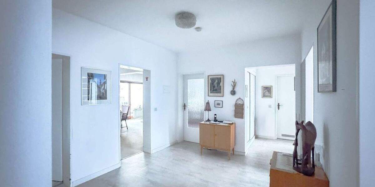 Etagenwohnung Bonn Rüngsdorf - 4 Zimmer, 133 m&sup2;, 457.000&euro; | Angebot:25803186