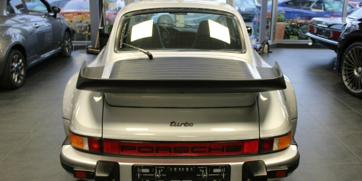 Porsche 911 930 Turbo 3.3 Coupe *DEUTSCHES FAHRZEUG* - 2. 121.779 km 169.930 &euro; Euskirchen 53881