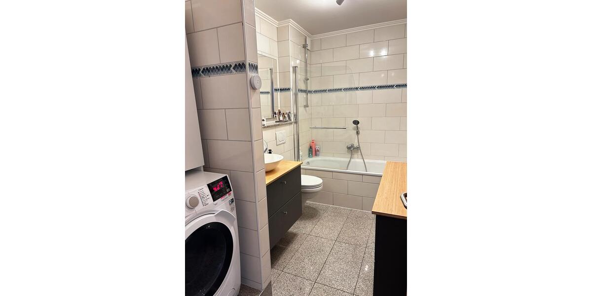 Etagenwohnung Troisdorf Altenrath - 4 Zimmer, 100 m&sup2;, 1.100&euro; | Angebot:26032942